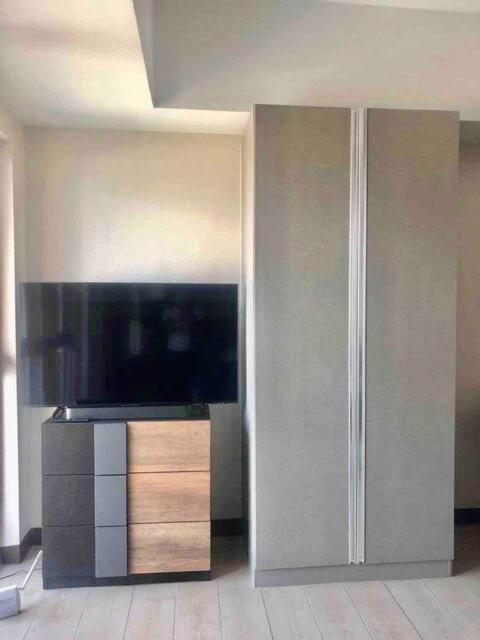 Luxury Bgc Condo In Taguig, Mckinley - Covered Parking And Wifi Free Экстерьер фото